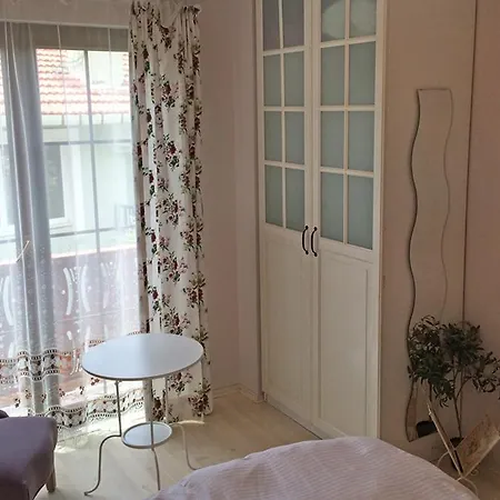 Hotel Piassa 3*
