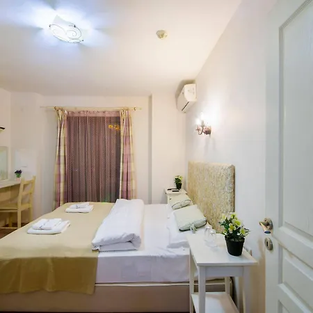 Piassa Hotel