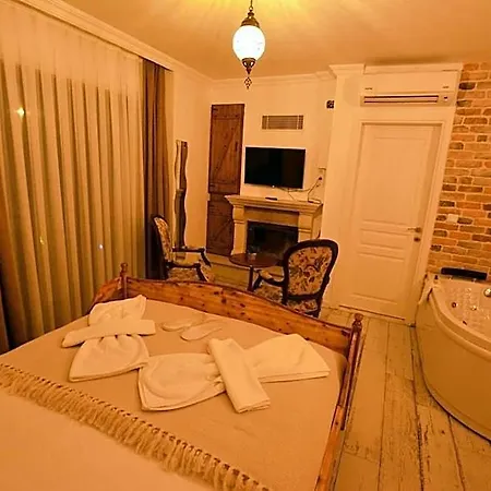 Piassa Hotel 3*
